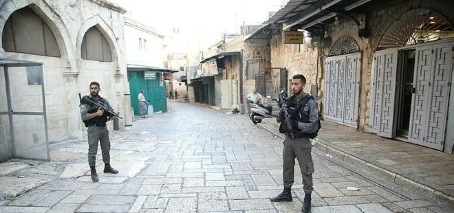 İsrail askerleri Mescid-i Aksa önünde bir Filistinliyi öldürdü