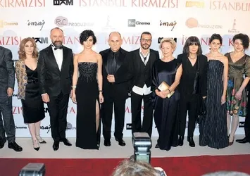 ‘İstanbul Kırmızısı’ görücüye çıktı...