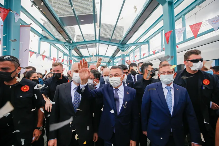 Son dakika: Cumhurbaşkanı Yardımcısı Fuat Oktay’dan YHT şantiyesinde inceleme