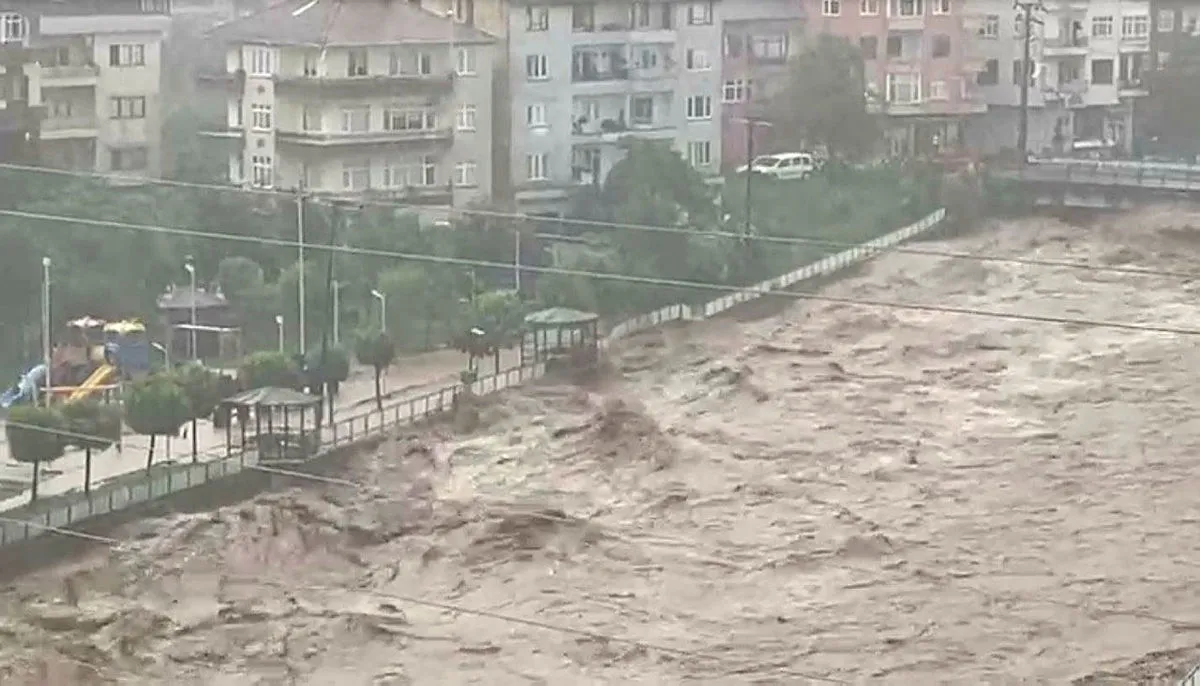 Artvin’de sele kapılan vatandaşlar A Haber’e konuştu: Felaketi yaşadık