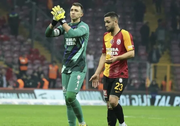 Galatasaray’da büyük değişim! Falcao, Muslera ve Emre Akbaba için karar verildi