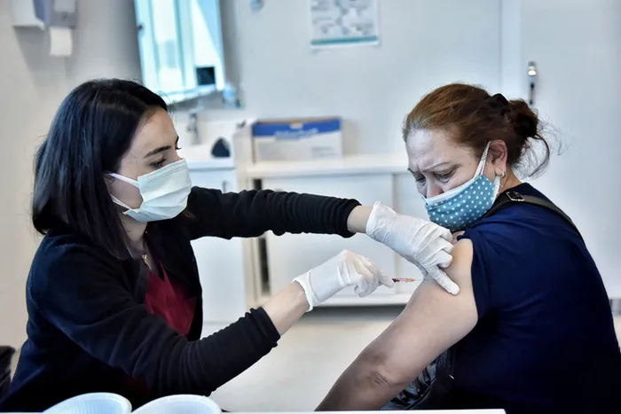 Son dakika: Bir meslek grubuna daha aşı müjdesi: Özel güvenlik sektörü çalışanları dahil edildi