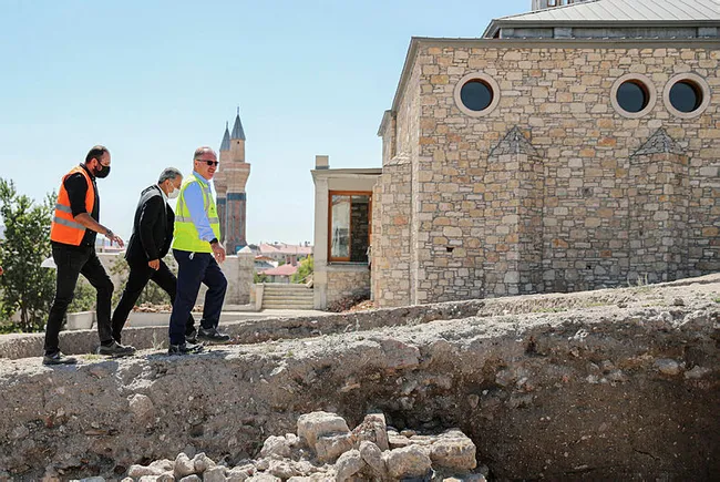 Sivas’ta tarihi kale projesinde ikinci etap çalışmaları başlıyor