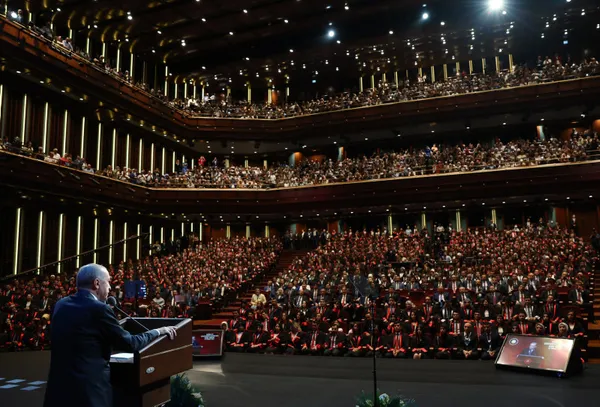 Başkan Erdoğan’dan darbe anayasası mesajı: İçimize sindiremiyoruz