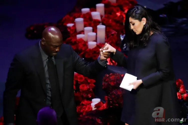 Michael Jordan Kobe Bryant'ın veda töreninde gözyaşlarını tutamadı 2