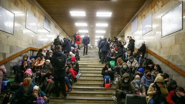 Mültecileri ölüme iten Yunanistan’dan ırkçı Ukrayna kararı: ’Onlar bizlerden biri’ diyerek duyurdu