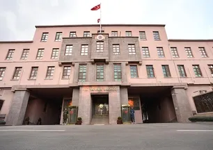 MSB'den Yunan Bakan Dendias'a tepki: TSK her türlü tehdidi bertaraf edecek güçtedir