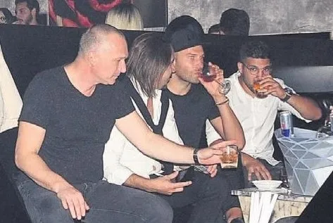 Jelena Karleusa: Tosic'ten çok kazanıyorum - 1