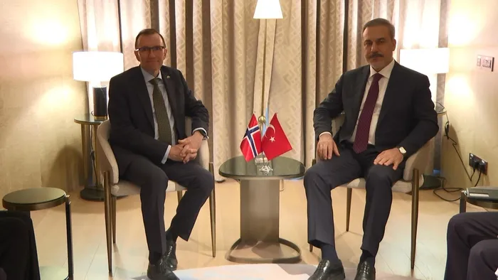 bakan-fidan-urdun-ve-norvecli-mevkidaslariyla-gorustu-1714319405525.jpg Bakan Fidan'dan Riyad'da Gazze diplomasisi! Peş peşe kritik görüşmeler - 3