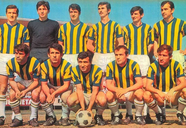 ziya-sengul-neden-oldu-hastaligi-neydi-fenerbahce-efsanesi-ziya-sengul-kimdir-kac-yasinda-aslen-nereli-hayati-1677416311049.jpg Ziya Şengül neden öldü, hastalığı neydi? Fenerbahçe efsanesi Ziya Şengül kimdir, kaç yaşında, aslen nereli? Hayatı ve futbol kariyeri... - 3