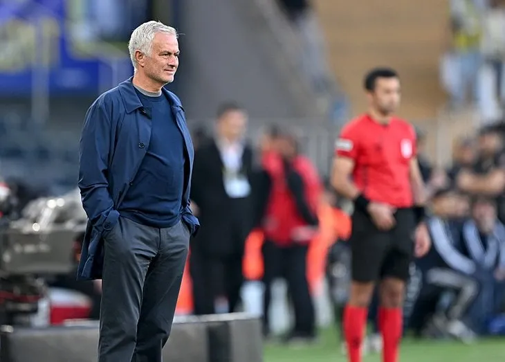Fenerbahçe’de 3 isimden yönetime rest! Mourinho varsa yoklar