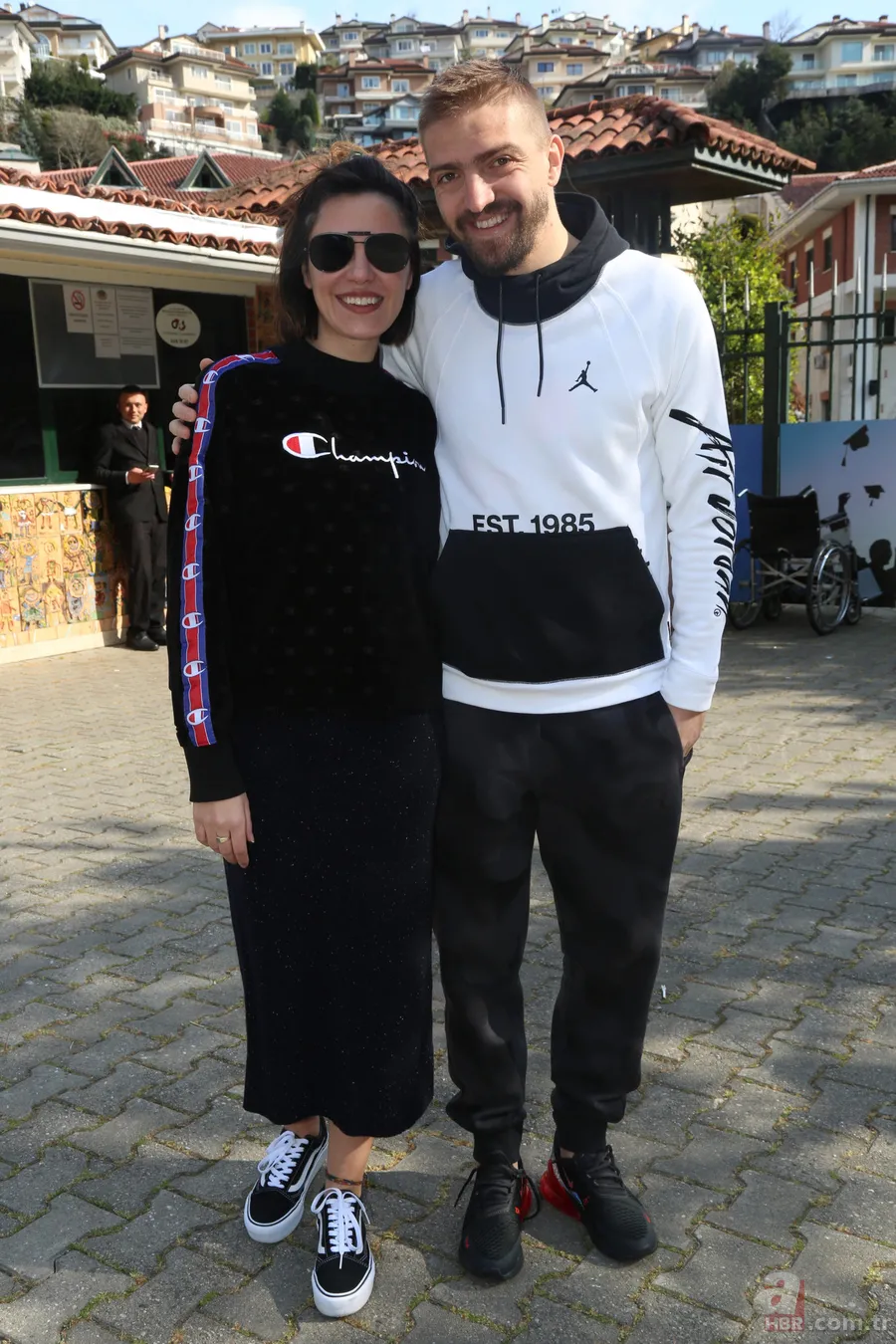 Caner Erkin ve Şükran Ovalı’dan sevgi dolu kare! Görenler hayran kaldı 3