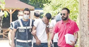 Hırsızlık için girdiği evde dehşet saçtı!