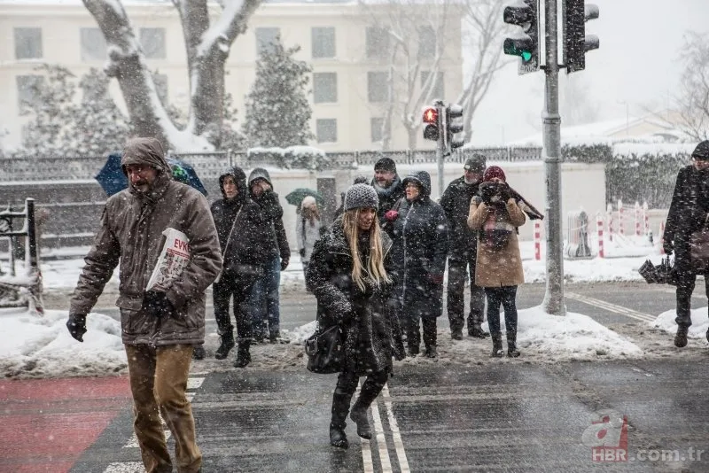 İstanbul'da kar yağışı ne zaman bitecek? Meteoroloji'den İstanbul, Sakarya, Kocaeli, Yalova için kar uyarısı! 7