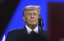 Trump’a şok! ’Karalama’ davası açıldı
                             width=