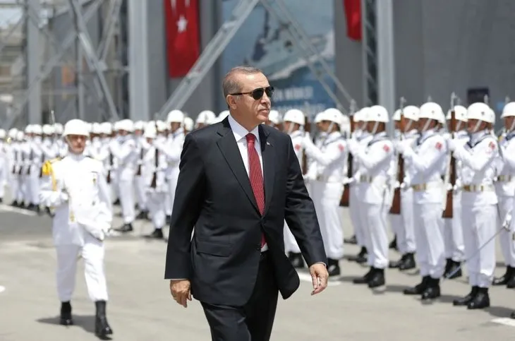 Recep Tayyip Erdogan In Boyu Kac Sizce Kizlarsoruyor