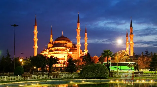 Diyanet takvimi: 3 aylar ne zaman başlıyor? 2021 Regaip, Miraç, Berat, Mevlid Kandili ne zaman? Ramazan ve Kurban Bayramı... 11