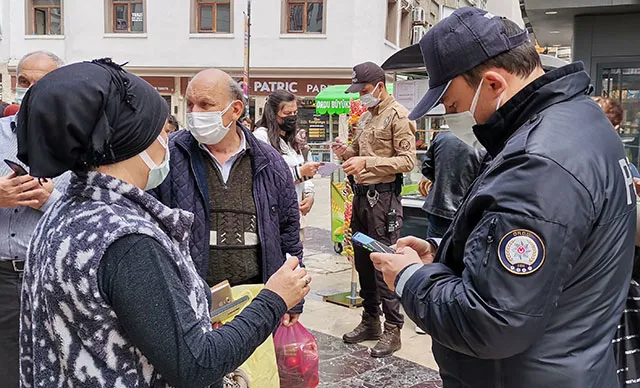 Prof. Dr. Özgür Enginyurt Temmuz’da nefes alacağız dedi! Normalleşme için tarih verdi