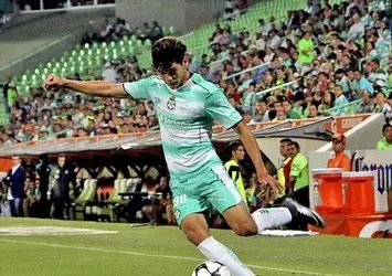 Galatasaray'da sol beke genç isim