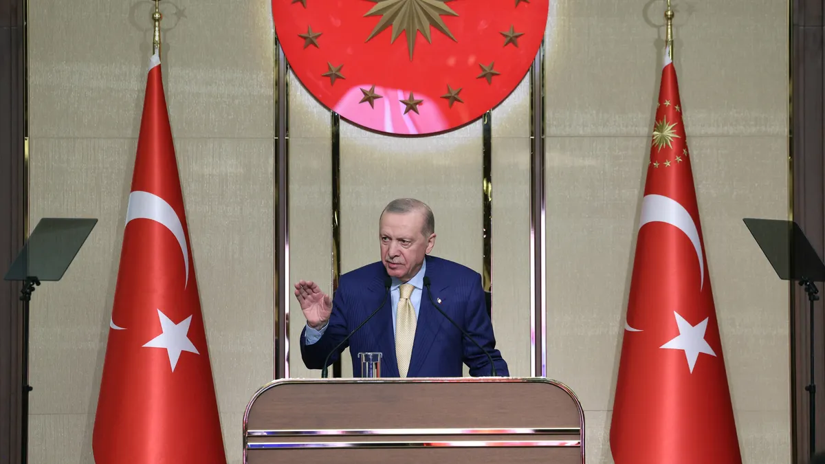 Başkan Erdoğan'dan "bildiri" yayınlayanlara sert tepki: Laikliğin arkasında saklanıyorlar
