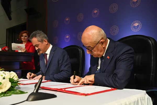 1654075907843.jpg Tarım alanında eğitim veren meslek liselerinde yeni eğitim modeli! İmzalar atıldı - 5