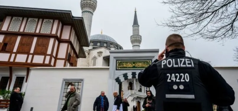 Almanya'da kırmızı alarm! Cami boşaltıldı