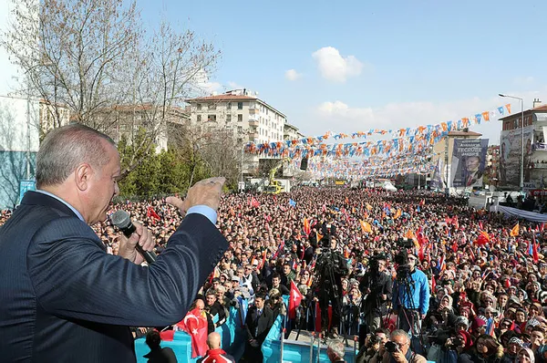 Başkan Erdoğan’dan Mansur Yavaş çıkışı: Alengirli işlere bulaşan zatı Ankara’ya dayattılar!
