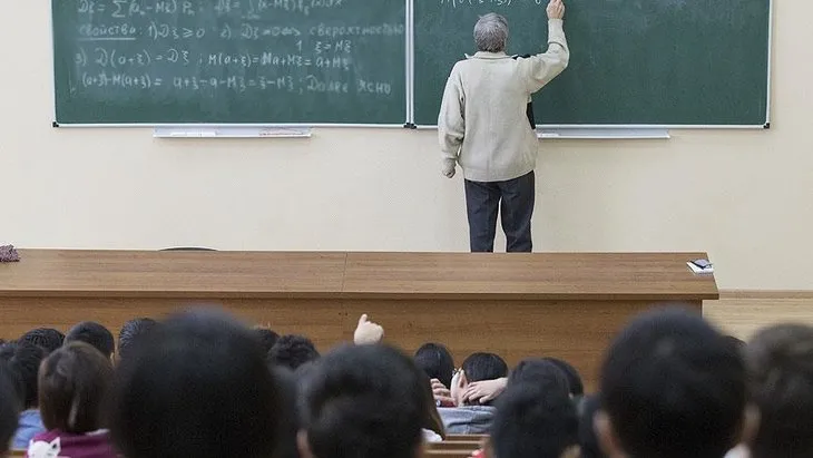 Açıköğretim üniversite kayıtları ne zaman, nasıl yapılır? 2022-2023 AÖF kayıt yenileme ne zaman başlıyor? Akademik takvim...