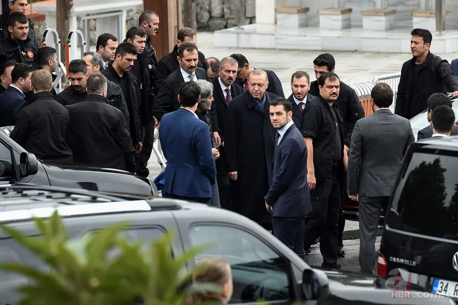 Başkan Erdoğan'dan küçük çocuğa hediye 16