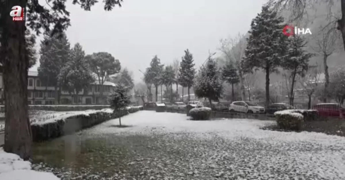 Amasya'ya mart ayında kar yağdı