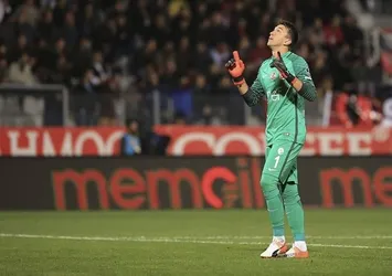 Muslera'ya kale dar geliyor
