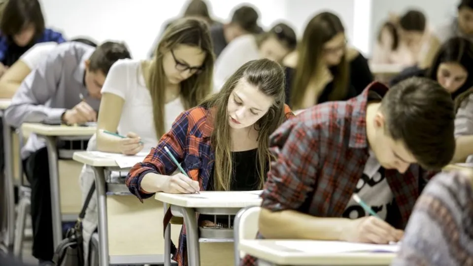 e-Okul LGS boş kontenjanlar sorgulama! 2021 MEB lise yerleştirmeye esas nakil işlemleri ne zaman? Taban puanlar...