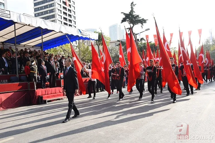 29 Ekim Cumhuriyet Bayramı Mesajları: Cumhuriyet’in 100. Yılına özel en anlamlı, resimli, duygusal, yeni, kısa-uzun, güzel resimli mesajlar… 19