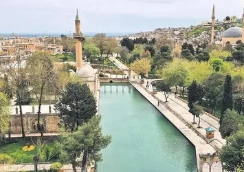 1.5 milyarlık borcu bitirdi yüzlerce yatırımı hayata geçirdi