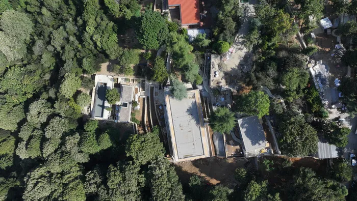 Boğaz’da izinsiz inşaata soruşturma! Vaniköy’deki yapıya İBB göz yumdu! İnşaatın sahibi Paris gezisinin sponsoru mu?