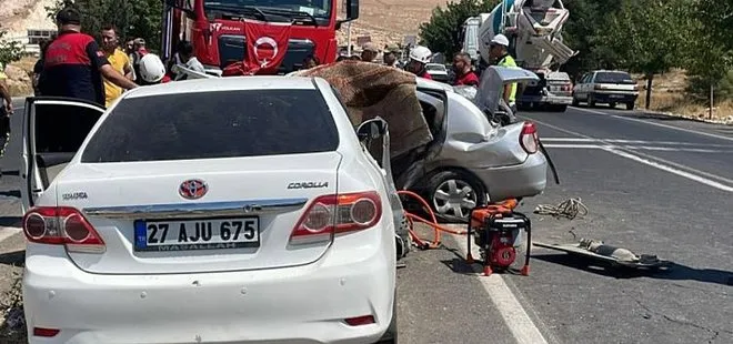 Şanlıurfa'da iki otomobil çarpıştı: 1 ölü 5 yaralı
