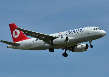THY Hakkari uçağına bomba rötarı