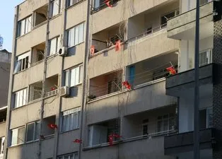 Hatay'daki terör saldırının ardından bu sabah! Vatandaşlardan ‘Türk bayraklı’ tepki