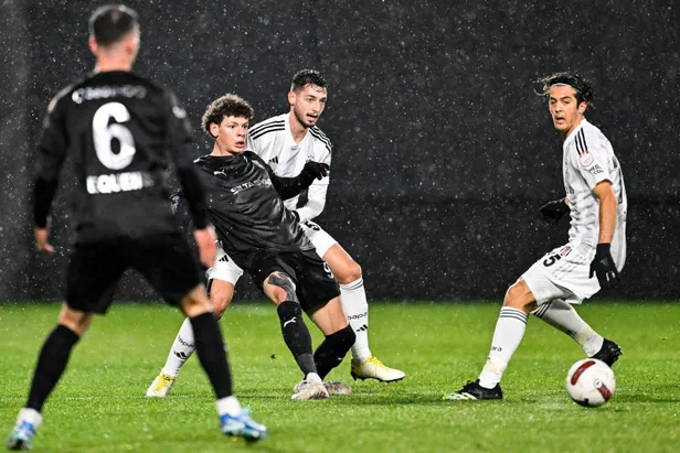 22-gol-7-asist-ismail-kartaldan-transfer-sov-kanaryaya-hayirli-ugurlu-olsun-1705910910884.jpg 22 gol, 7 asist! İsmail Kartal’dan transfer şov! Kanarya'ya hayırlı uğurlu olsun - 5