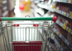 Arefe günü marketler ve AVM’ler açık mı? 29 Mart arefe günü AVM ve marketler saat kaçta kapanacak?