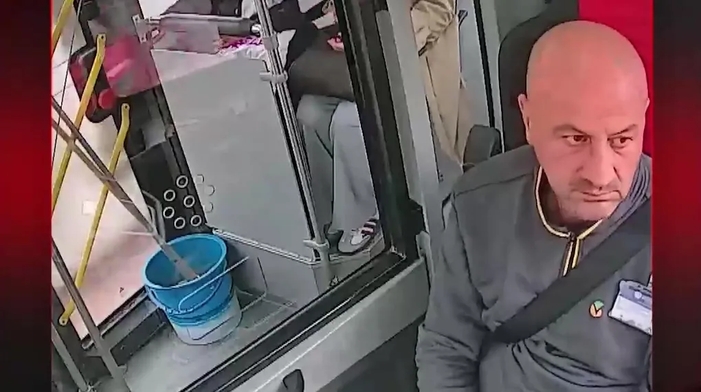 BAYRAK İÇİN YAPTIĞI HERKESİ DUYGULANDIRDI