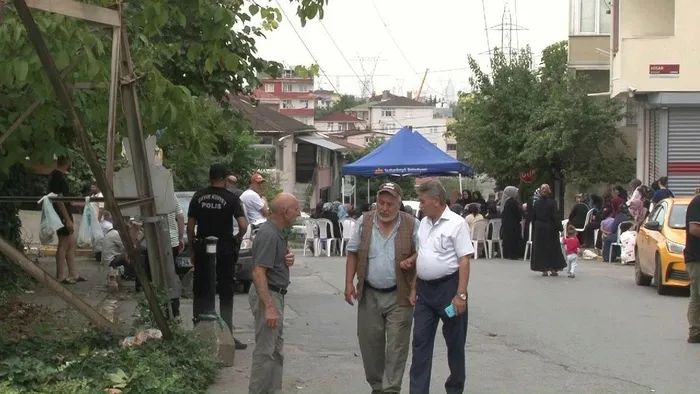 1725969034686.jpeg İstanbul'da akılalmaz olay! 1 TL yüzünden kan aktı: 2 ölü - 1