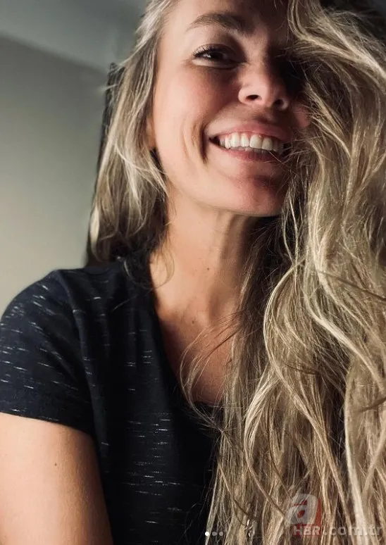 Ev arayışında olan Aslı Enver ve Berkin Gökbudak evlendikten sonra objektiflere ilk kez yakalandı! ‘Hadi biraz beni öv!’ 2