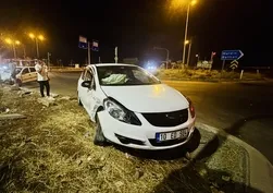 Diyarbakır'da iki otomobil çarpştı: 7 yaralı