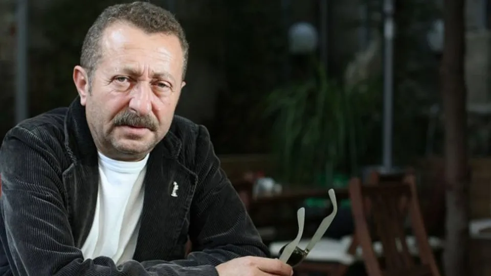 Ünlü sanatçıya akılalmaz oyun! Usta oyuncu Erkan Can hayatının şokunu yaşadı: Uykuluydum inandım...