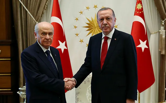 Devlet Bahçeli seçim düğmesine erken bastı! (Yerel seçimde ittifak yapılacak mı?)