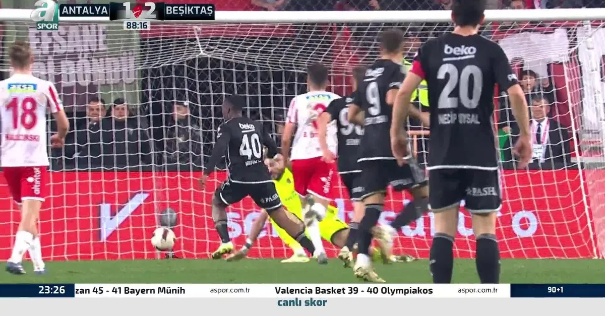 Antalyaspor 1-2 Beşiktaş (MAÇ SONUCU-ÖZET) Kartal Muleka ile turladı!