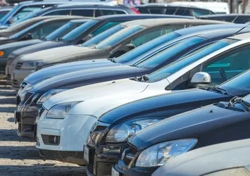 Otomobil piyasasında fiyatları indiren flaş gelişme! Sıfır araç fırsatçılarında '6 ay' paniği