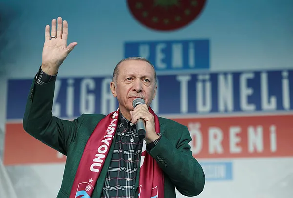 son-dakika-baskan-recep-tayyip-erdogandan-yeni-zigana-tuneli-acilis-toreninde-onemli-aciklamalar-1683130964886.jpg Başkan Recep Tayyip Erdoğan: Mandacı Kemal ve saz arkadaşlarını tarihin tozlu raflarına atacağız - 10