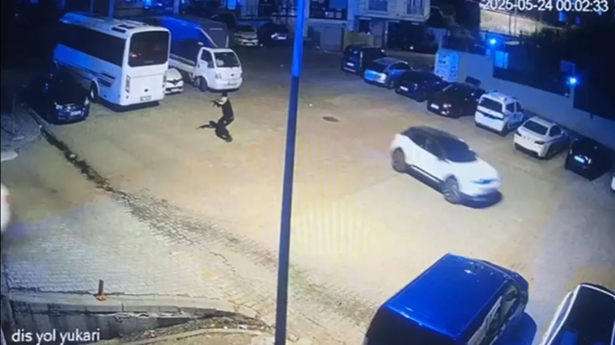 Kağıthane'de kalaşnikoflu saldırı kamerada